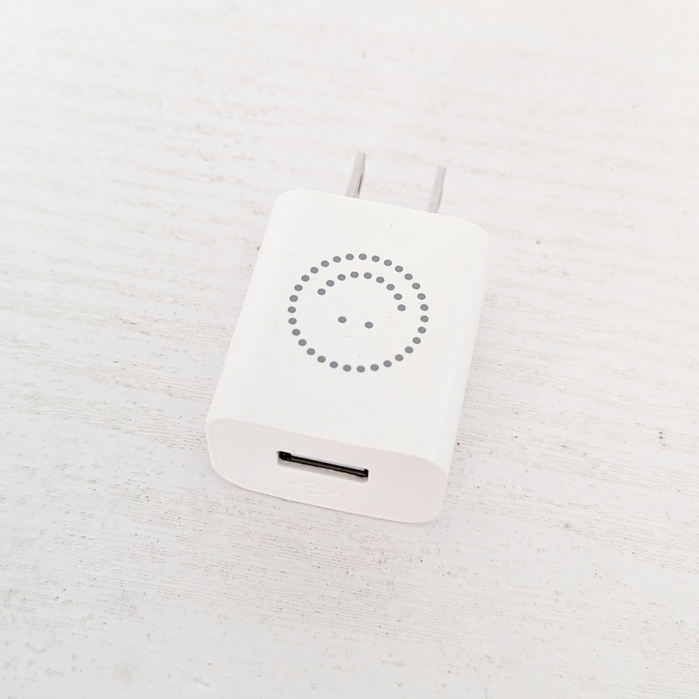 Burst Wall Adapter Plus - White